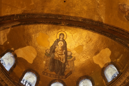 Virgin Mary and Child Christ, The Apse Mosaic, Hagia Sophia, Istanbul, Turkeyのeditorial素材