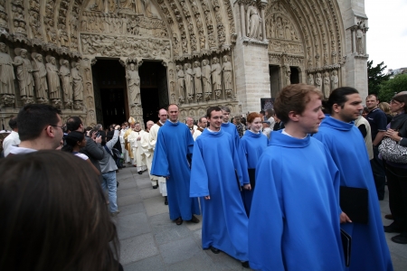 Paris,France-May 25, 2008: Sunday liturgy at the Church of Notre Dame de Paris, on May 25, 2008 in...