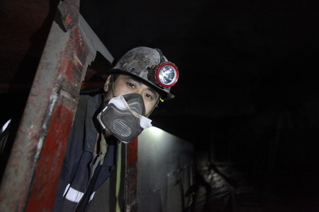 Chinese mine workers employed in turkeyのeditorial素材