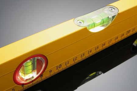 Spirit Level with Reflection