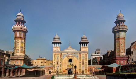 Facade of Wazir Khan Mosque, Lahore, Pakistanのeditorial素材