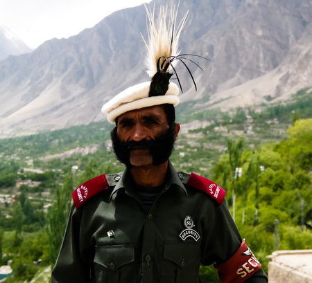 Portrait of the pakistanian guard of the Baltit fortress at Hunza valley - 10-05-2015 Karimabad, Pakistanのeditorial素材