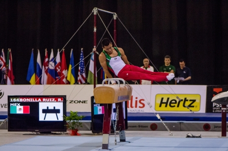 ANADIA, PORTUGAL - JUNE 21: Rodolfo Ruiz (MEX) during the Art Gymnastics FIG World Cup Challenge on june 21, 2013 in Anadia, Portugal.のeditorial素材