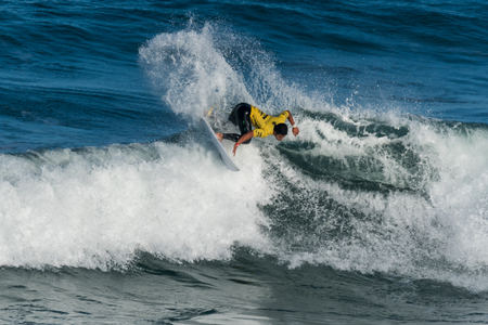 CASCAIS, PORTUGAL - SEPTEMBER 28, 2016: Mihimana Braye (PYF) during the 2016 Billabong Pro Cascais at Guincho's Beach - Cascais, Portugal.のeditorial素材
