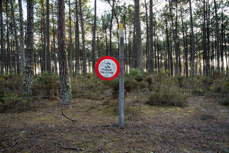Entry ban sign. Portuguese advise of danger shot do not enter.の写真素材