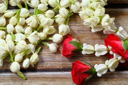 Thai people prefer jasmine flowers to each other during important festivals.の写真素材