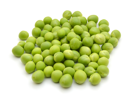 fresh green peas isolated on a white background. Studio photoの写真素材