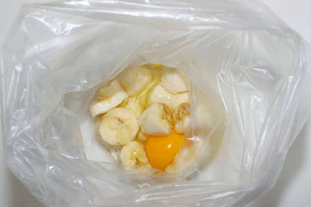 Cooking banana cakeの写真素材