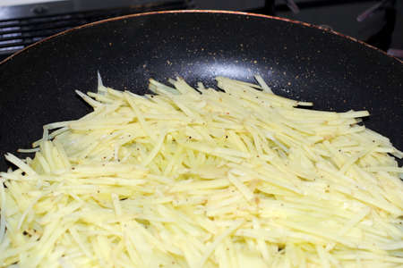 Shredded potatoesの写真素材