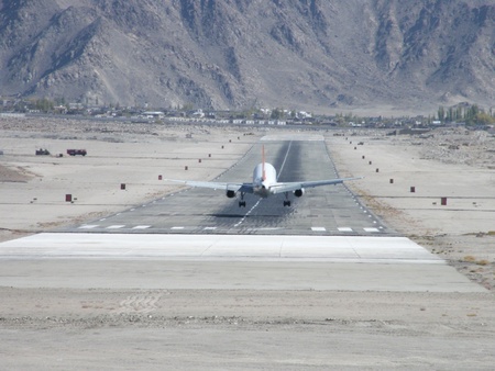 Plane lending at Leh airport in Ladakh Himalaya のeditorial素材