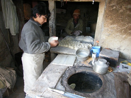 Bread production in India, Ladakh, Leh, Himalaya のeditorial素材