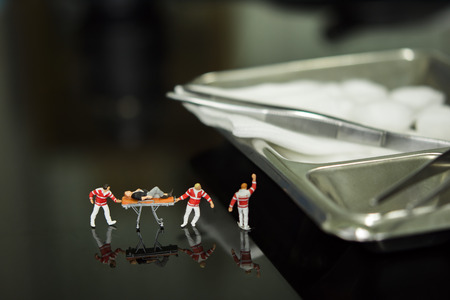 mini model move emergency patient on strether macroの写真素材