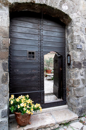 Image capturing an ancient doorway in Caserta Vecchia, Italyの写真素材
