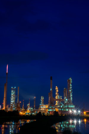 Oil refinery gas petrol plant industry with crude tank, gasoline supply and chemical factory. Petroleum barrel fuel heavy industry oil refinery manufacturing factory plant. Refinery industry conceptの写真素材