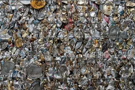 Bale of aluminum tin cansの写真素材