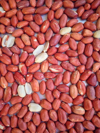 These nuts are cooked on the grill for beerの素材