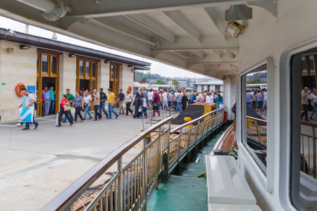 People are waiting for the ferry turkeyのeditorial素材