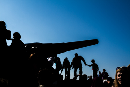 CANAKKALE; TURKEY - MAY 7, 2016:  Krupp cannon barrel used in the Gallipoli campaign with visitorsのeditorial素材