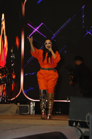 NEW DELHI, INDIA - APRIL 6: Bollywood playback singer Nikhita Gandhi performs during an annual fest - Tempest 24 at Miranda College, Delhi University, on April 6, 2024 in New Delhi, India. (Photo by Shantanu Bhattacharya/Hindustan Times )
 *** Local Captのeditorial素材