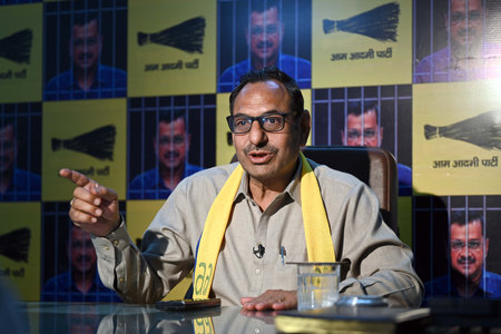 NEW DELHI, INDIA - MAY 3: (EDITORS NOTE: This is an exclusive image of Hindustan Times) AAP South Delhi candidate Sahiram Pehalwan during an exclusive Interview with Hindustan Times at his office, Tehkhand, on May 3, 2024 in New Delhi, India. (Photo by Saのeditorial素材