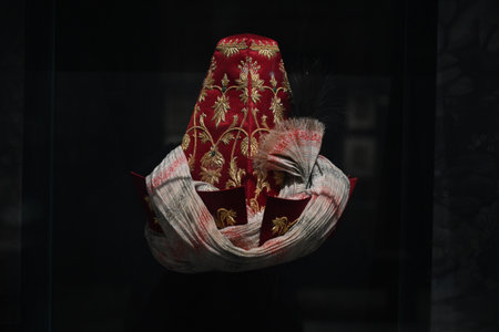 NEW DELHI, INDIA - JULY 24:  Foreigner Tourist visit and Look Humayun World Heritage site Museum the 46th session of UNESCOâs World Heritage culture festival at Humayun's Tomb, Nizamuddin East on July 24, 2024 in New Delhi, India.  (Photo by Sonu Mehta/のeditorial素材