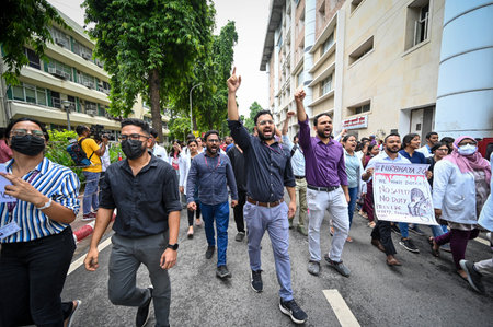 NEW DELHI, INDIA - AUGUST 12: Doctors from AIIMS Delhi stage a protest against the alleged Kolkata Doctor Rape case  on August 12, 2024 in New Delhi, India. Doctors in Delhi, Mumbai, Kolkata and several other cities have announced that all elective servicのeditorial素材