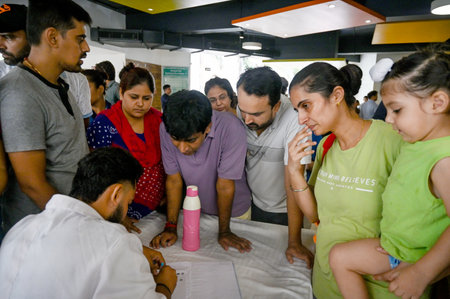 GREATER NOIDA, INDIA - SEPTEMBER 3 2024  Several residents of four towers in Supertech Eco Village 2 society in Greater Noida West have fallen ill after drinking contaminated water from the society s water tanks, with the worst affected being children, thのeditorial素材