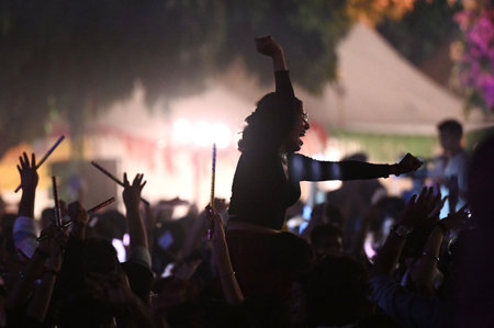 NEW DELHI, INDIA - OCTOBER 5: People during the organized by Delhi Tourism on 3rd day of Navaratri festival, at Major Dhyan Chand Stadium, on October 5, 2024 in New Delhi, India. (Photo by Salman Ali/Hindustan Times )のeditorial素材