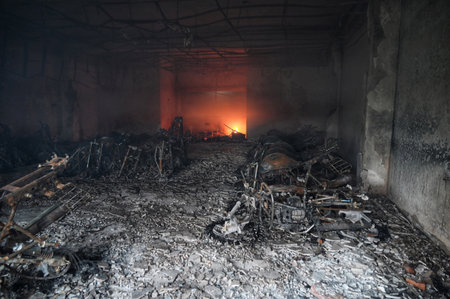 BAHRAICH INDIA OCTOBER 14 2024 People set fire to the Bike Showroom after a youth was killed in violence during a religious procession on October 14 2024 in Bahraich India Violence continued unabated in Bahraich district of Uttar Pradesh on the second dayのeditorial素材