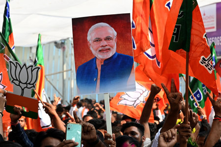 NAVI MUMBAI INDIA NOVEMBER 23: Supporters of BJP candidate from Belapur assembly seat Manda Mhatre celebrate after win at Nerul counting centre on November 23 2024 in Navi Mumbai India Photo by Bachchan Kumar Hindustan Timesのeditorial素材
