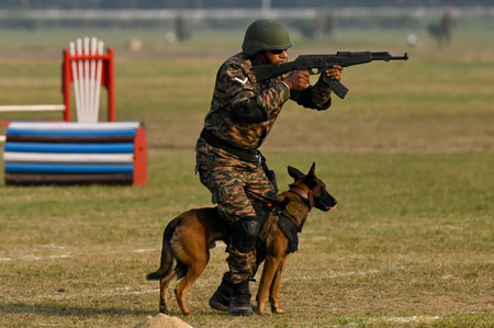 KOLKATA, INDIA - DECEMBER 14: Dog show during rehearsal of annual military tattoo performance to commemorate the 53rd Vijay Diwas at RCTC ground on December 14, 2024 in Kolkata, India. (Photo by Samir Jana/Hindustan Times )のeditorial素材
