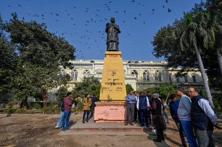 NEW DELHI INDIA DECEMBER 21 2024 A heritage walk through the Delhi Town Hall at Chandni Chowk organised by the heritage cell of MCD delved into the history of the same followed by a lecture on the quest for finding Dara Shukoh final resting place on Decemのeditorial素材