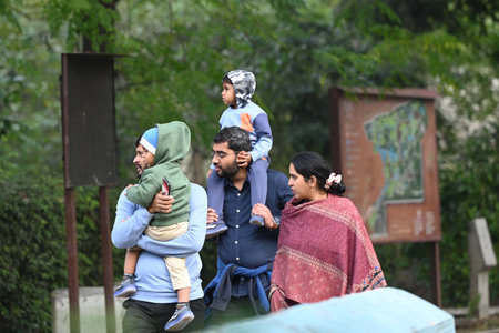 NEW DELHI, INDIA - DECEMBER 29: Heavy rush on weekend in Delhi Zoo during cold weather on December 29, 2024 in New Delhi, India. North India is reeling under cold weather with temperatures plummeting across several states. As per IMD, the minimum temperatのeditorial素材
