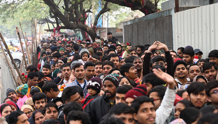 NEW DELHI, INDIA - JANUARY 1: Huge Rush of Devotees waiting to pay obeisance at the Kalka Mata Mandir on the first day of the year 2025, at Kalka Ji, on January 1, 2024 in New Delhi, India. (Photo by Arvind Yadav/Hindustan Times )のeditorial素材