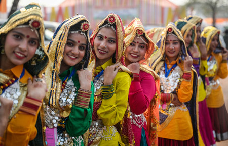 NEW DELHI, INDIA - JANUARY 22: Artists from Gujrat performing live during a press preview during the Press preview of tableaux participating in Republic Day Parade 2025, at Rashtriya Rangshala Camp, Parade Ground, Delhi Cantt on January 22, 2025 in New Deのeditorial素材
