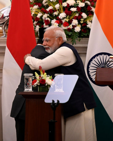 NEW DELHI INDIA JANUARY 25 2025 Indonesian President Prabowo Subianto L and Indian Prime Minister Narendra Modi address a joint press briefing at Hyderabad House on January 25 2025 in New Delhi India Photo by Salman Ali Hindustan Timesのeditorial素材