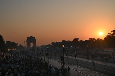 NEW DELHI INDIA JANUARY 26 2025 A view of sunrise before the Republic Day Parade 2025 at Kartavya Path on January 26 2025 in New Delhi India Photo by Arvind Yadav Hindustan Timesのeditorial素材