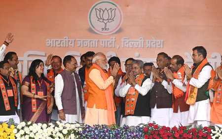 NEW DELHI, INDIA - FEBRUARY 2: Prime Minister Narendra Modi with BJP leaders during a public meeting ahead of the Delhi Assembly elections, at RK Puram on February 2, 2025 in New Delhi, India. Modi  lashed out at the Aam Aadmi Party in the run-up to the Aのeditorial素材