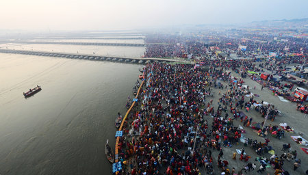 PRAYAGRAJ, INDIA - JANUARY 28: A large number of devotees took a holy dip in Triveni Sangam on the eve of 'Mauni Amavasya' on January 28, 2025 in Prayagraj, India. (Photo by Deepak Gupta/Hindustan Times )のeditorial素材