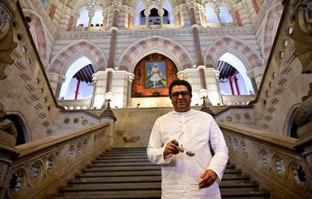 MUMBAI INDIA FEBRUARY 21 2025 MNS chief Raj Thackeray on the stairs after the formal meeting with...