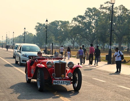 NEW DELHI INDIA FEBRUARY 21 2025 Vintage Cars seen at Kartavya Path during a rally organized by 21 Gun Salute Concouse D Elegance on February 21 2025 in New Delhi India Photo by Vipin Kumar Hindustan Timesのeditorial素材
