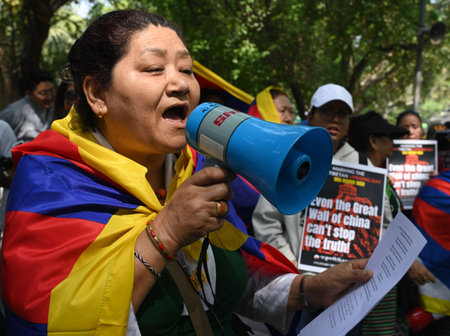 NEW DELHI INDIA MARCH 10 2025 Tibetan community members protest to mark the 66th Tibetan Uprising Day   at Jantar Mantar on March 10   2025 in New Delhi   India   Photo by Sonu Mehta Hindustan Timesのeditorial素材