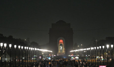 NEW DELHI, INDIA - MARCH 22: Lights of India Gate gets turned off during Earth Hour , on March 22, 2025 in New Delhi, India. Earth Hour is a global campaign that sees millions switch off non-essential lights for an hour. It is done to raise awareness on eのeditorial素材