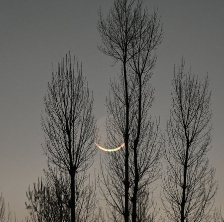 SRINAGAR, INDIA - MARCH 30: A view of the crescent moon seen from Srinagar on the occasion of Eid, on March 30, 2025 in Srinagar, India. (Photo by Waseem Andrabi/Hindustan Times )のeditorial素材