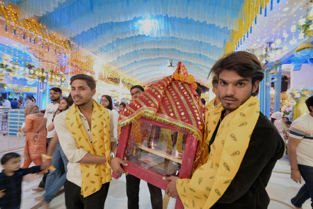 NEW DELHI, INDIA - MARCH 29: Devotees seen at Jhandewalan temple on the eve of Navratri festival, on March 29, 2025 in New Delhi, India. Navratri, or nine nights, is a Hindu festival celebrated twice a year in Chaitra (MarchâApril) and Sharad (Octoberâのeditorial素材