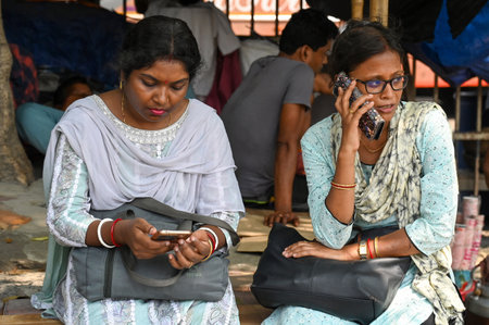 KOLKATA INDIA APRIL 3 2025 SSC candidates are in deep dejection as the Supreme Court upheld an order by the Calcutta High Court that invalidated the appointment of 25 753 teachers and non-teaching staffers in Bengal s state-run and state-aided schools in のeditorial素材