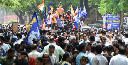 NEW DELHI INDIA APRIL 14 2025 Ambedkar followers celebrating the 134th Bharat Ratna Babasaheb Dr Bhimrao Ambedkarâs Jayanti Celebration during the Bharat Ratna Babasaheb Ambedkar Mela at Parliament Street on April 14 2025 in New Delhi India Photo by Sonのeditorial素材