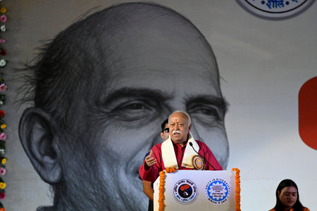 NEW DELHI INDIA APRIL 22 2025 RSS Chief Mohan Bhagwat address the gathering during the inauguration of new ABVP office Yashwant at DDU Marg on April 22 2025 in New Delhi India Photo by Salman Ali Hindustan Timesのeditorial素材