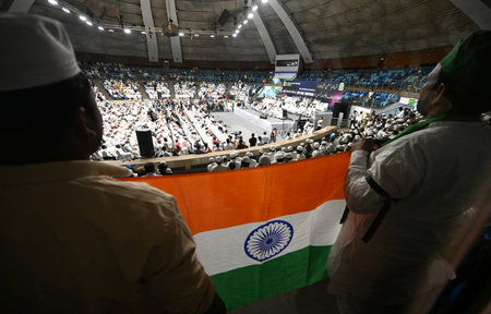 NEW DELHI INDIA APRIL 22 2025 People attend the Save Waqf Conference organised by All India Muslim Personal Law Board against the Waqf Amendment Act 2025 on April 22 2025 in New Delhi India Photo by Sonu Mehta Hindustan Timesのeditorial素材