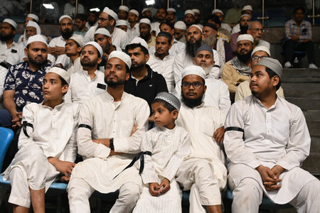 NEW DELHI INDIA APRIL 22 2025 People attend the Save Waqf Conference organised by All India Muslim Personal Law Board against the Waqf Amendment Act 2025 on April 22 2025 in New Delhi India Photo by Sonu Mehta Hindustan Timesのeditorial素材
